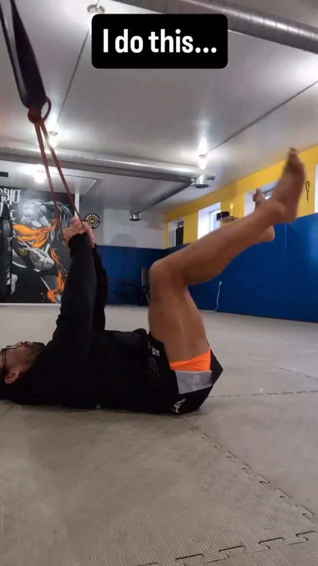 Muay Thai is closer to badminton than powerlifting in terms of physical demands. It is the fine tuning of muscular coordination, not absolute strength, that dictates the flow and power of striking. While squats, deadlifts and cleans are great for building raw strength, they need to be supplemented with exercises that challenge neuromotor control and intermuscular coordination

#muaythai #boxing #muaythaitoronto #montraitmuaythai #muaythaicanada #martialarts #strengthtraining #strengthandconditioning